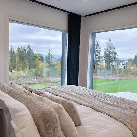 Aurora Villa *